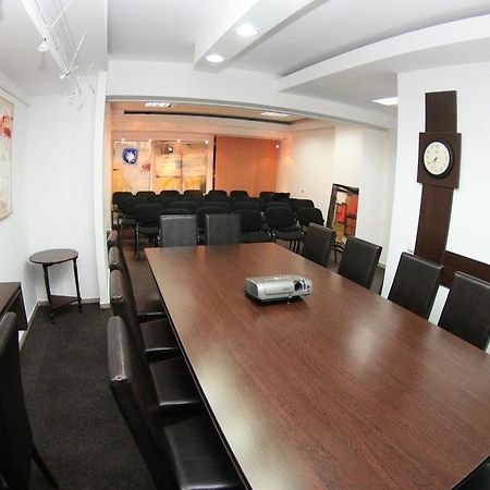 Pensiunea Studio Bacau Bagian luar foto