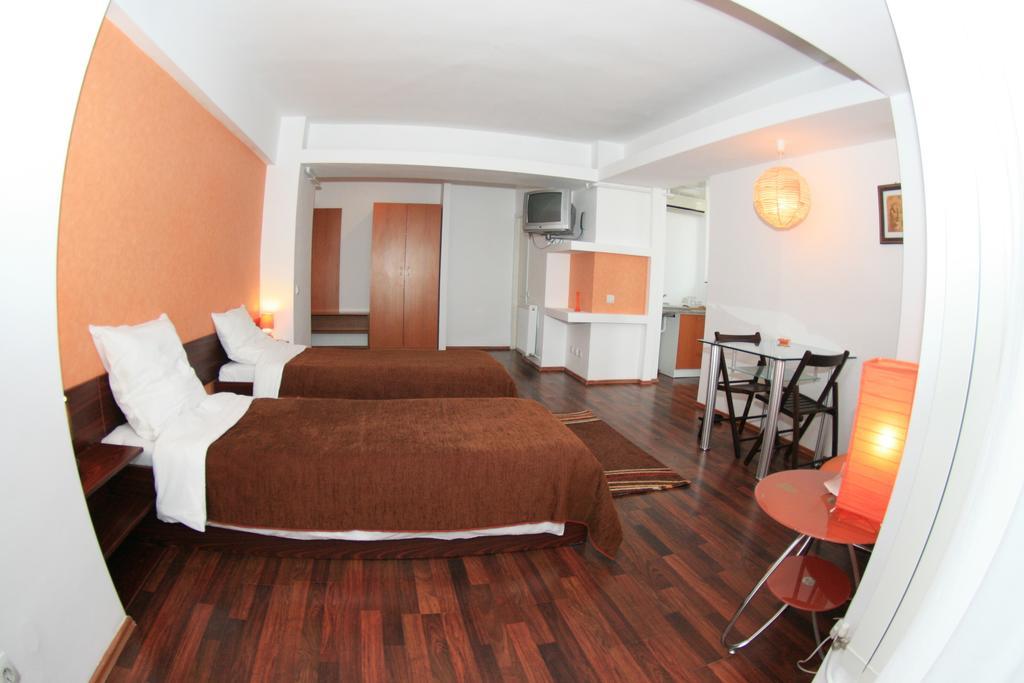 Pensiunea Studio Bacau Bagian luar foto